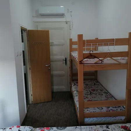 Exit Labirint Centar Hostel