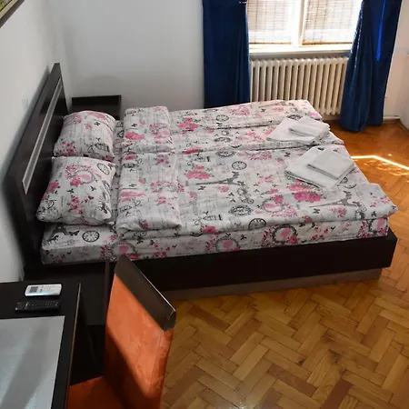 Exit Labirint Centar Hostel