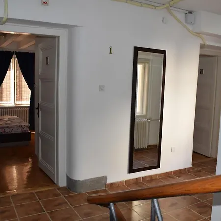 Exit Labirint Centar Hostel *