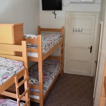 Hostel Exit Labirint Centar