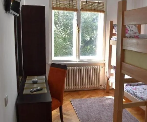 Exit Labirint Centar Hostel